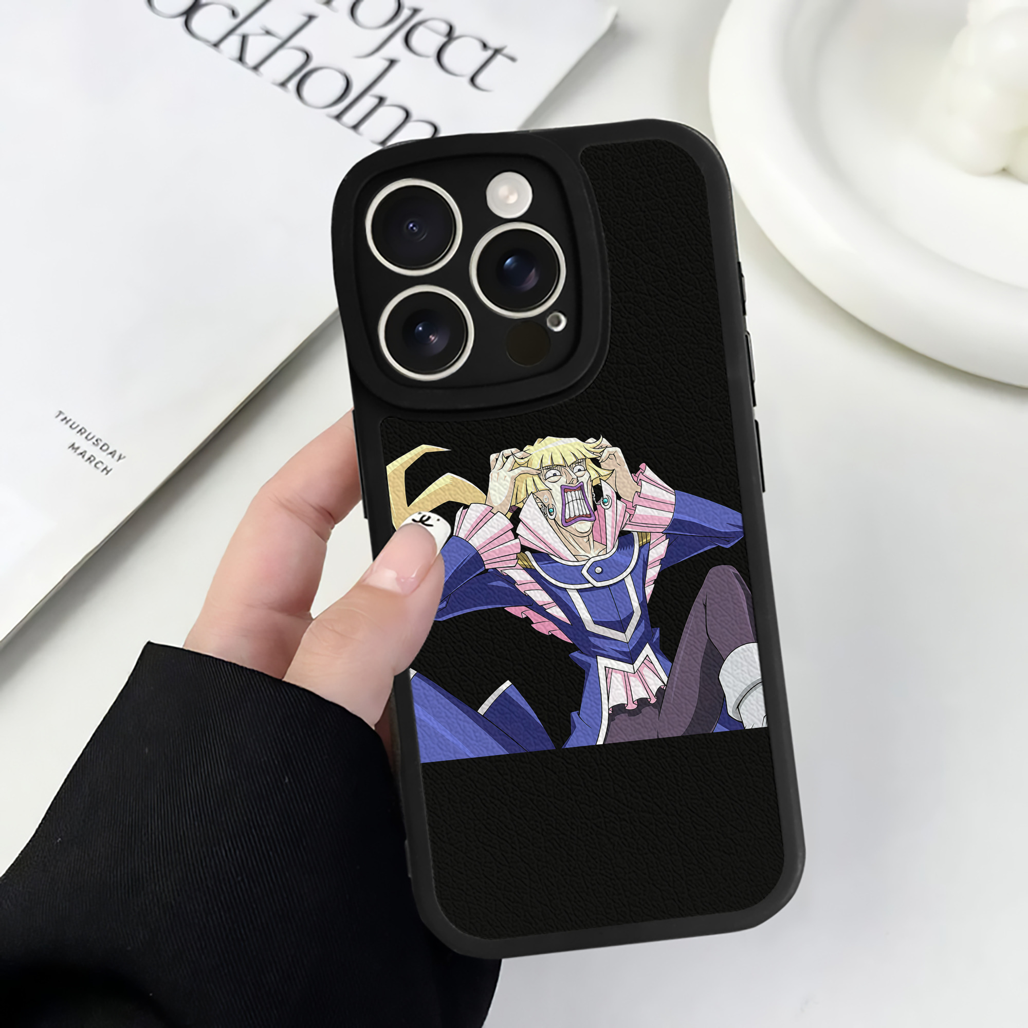 （画像用） 遊☆戯☆王 Yu-Gi-Oh! 【iPhone 16シリーズ対応】シリコンスマホケース（レザー調） 材質：シリコン